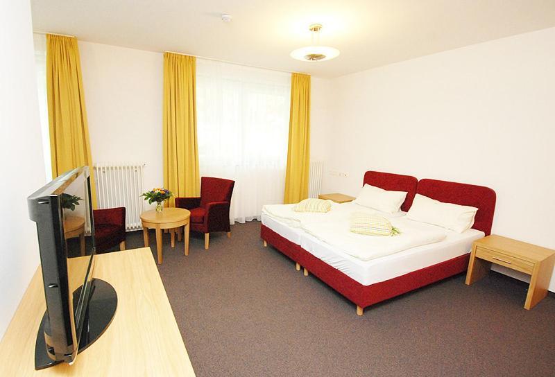 Restaurant Waldmeisterei Gera Habitación foto
